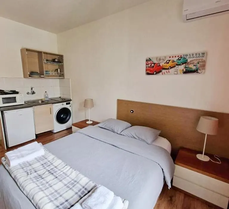 Apartamentos Travelbudget Gran Via-1